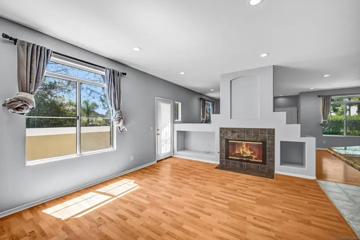 9325 Babauta Rd 8, San Diego, California 92129