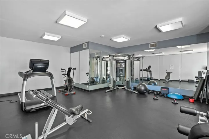 19350 Sherman Way 201, Reseda, California 91335