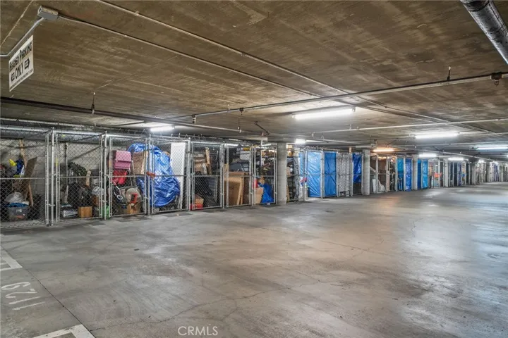 19350 Sherman Way 201, Reseda, California 91335