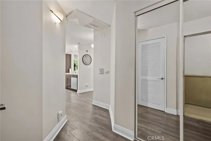 19350 Sherman Way 201, Reseda, California 91335