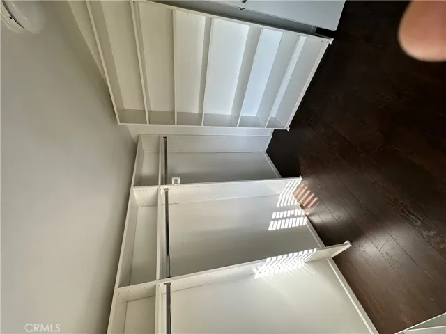 11336 Montana, Los Angeles, California 90049