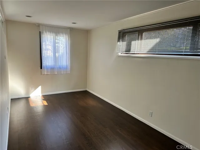 11336 Montana, Los Angeles, California 90049