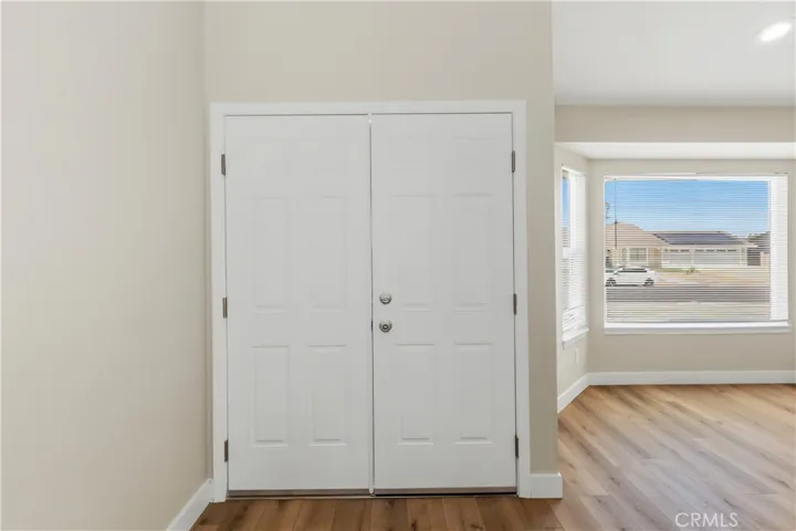 11471 Hollyvale, Victorville, California 92392