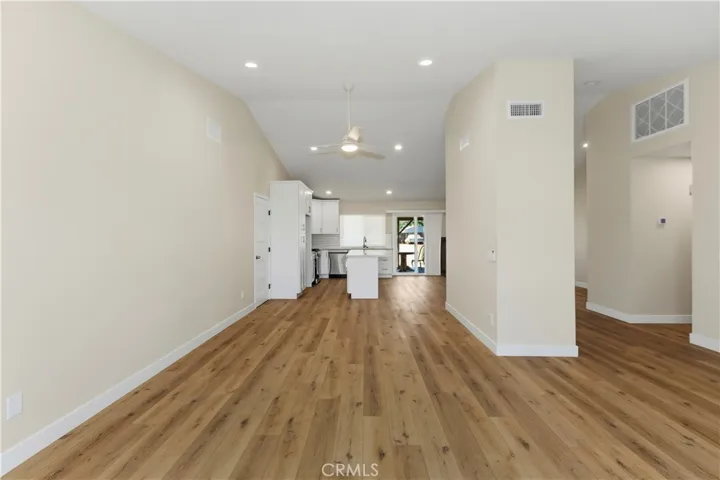 11471 Hollyvale, Victorville, California 92392