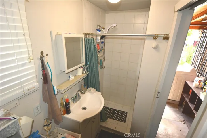 Second 3/4 bath can serve the guests without entering the main house