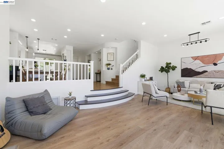 22024 E Lyndon Loop, Castro Valley, California 94552