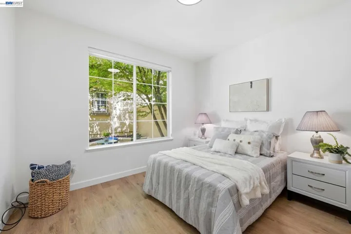 22024 E Lyndon Loop, Castro Valley, California 94552