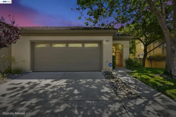 22024 E Lyndon Loop, Castro Valley, California 94552