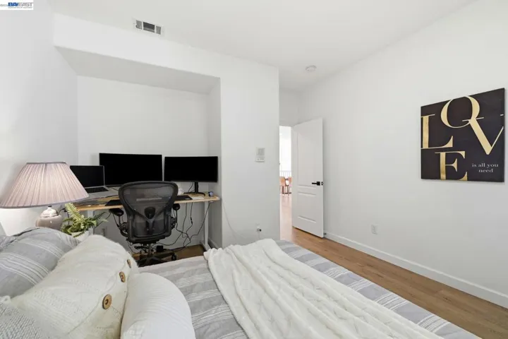 22024 E Lyndon Loop, Castro Valley, California 94552
