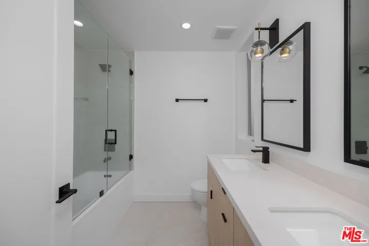 1332 Mohawk Street, Los Angeles, California 90026