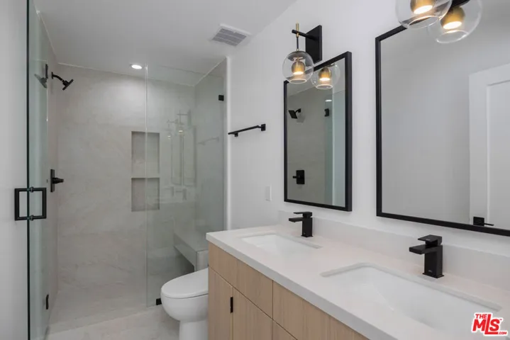 1332 Mohawk Street, Los Angeles, California 90026