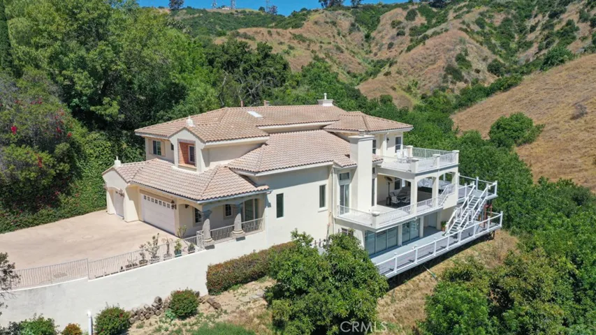 1121 Pinto, La Habra Heights, California 90631