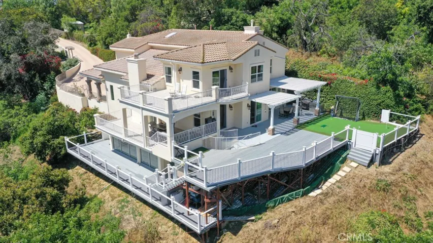 1121 Pinto, La Habra Heights, California 90631