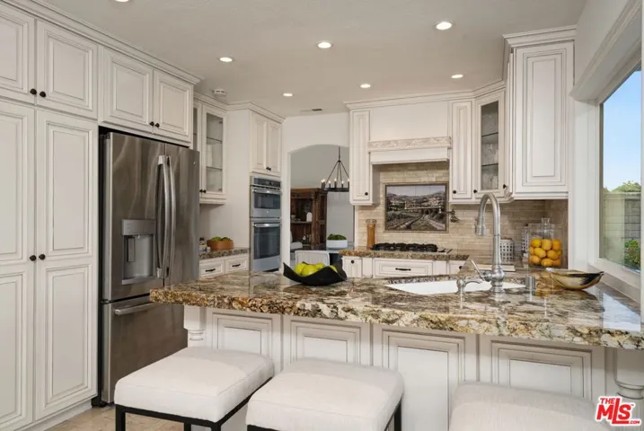 6497 Country Club Drive, La Verne, California 91750