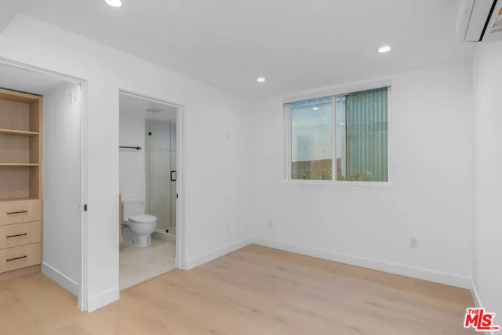 1332 Mohawk Street 1/2, Los Angeles, California 90026