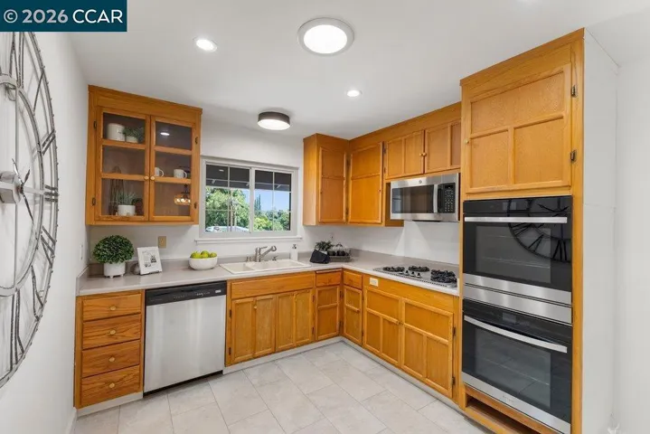 789 Charlton Dr, Pleasant Hill, California 94523