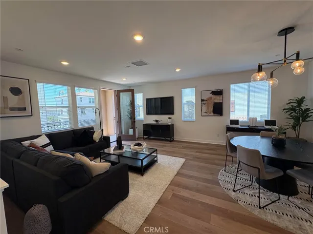 2211 W Orange Avenue 21, Anaheim, California 92804