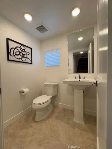 2211 W Orange Avenue 21, Anaheim, California 92804