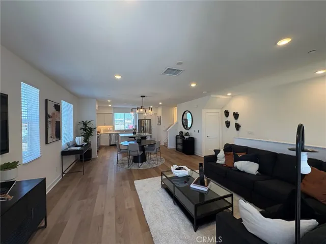 2211 W Orange Avenue 21, Anaheim, California 92804