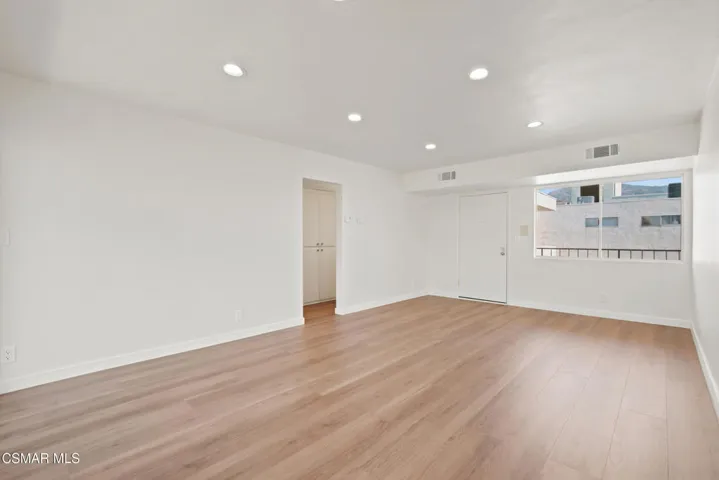 7_jackson st-7