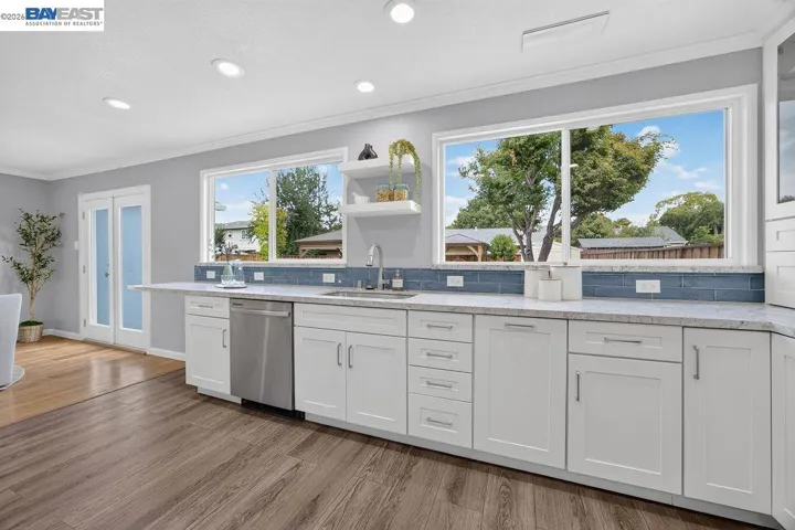 1120 Henderson Ave, Menlo Park, California 94025