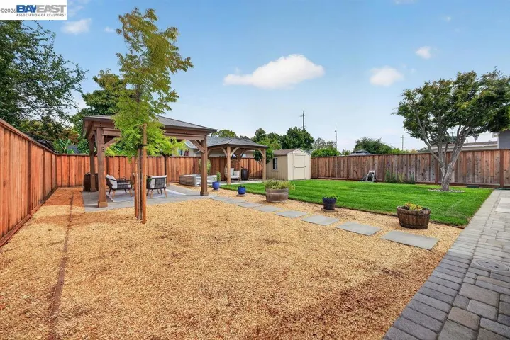1120 Henderson Ave, Menlo Park, California 94025