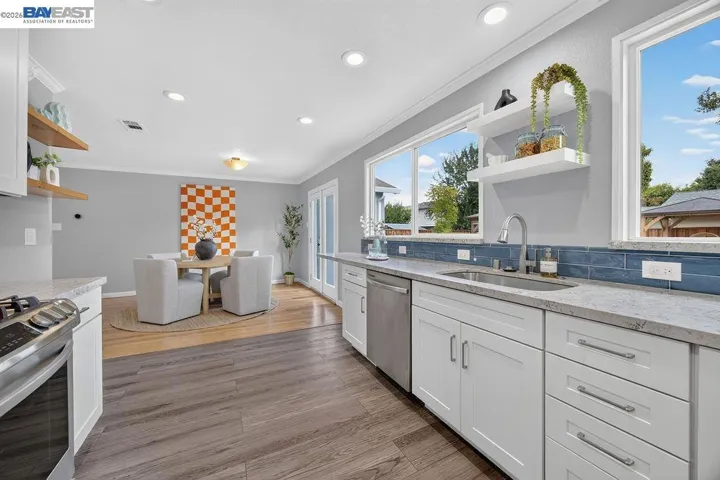 1120 Henderson Ave, Menlo Park, California 94025