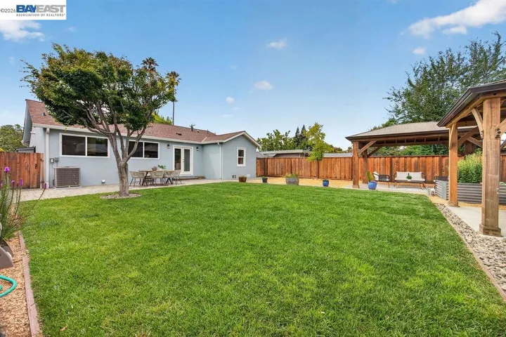 1120 Henderson Ave, Menlo Park, California 94025