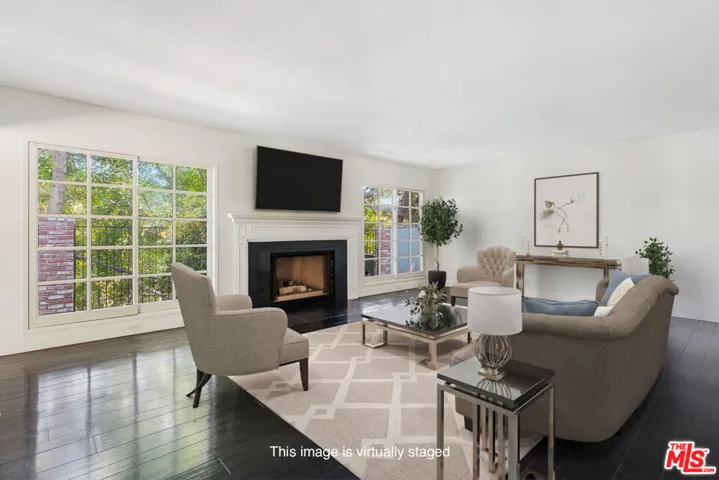 4645 Petit Avenue, Encino, California 91436
