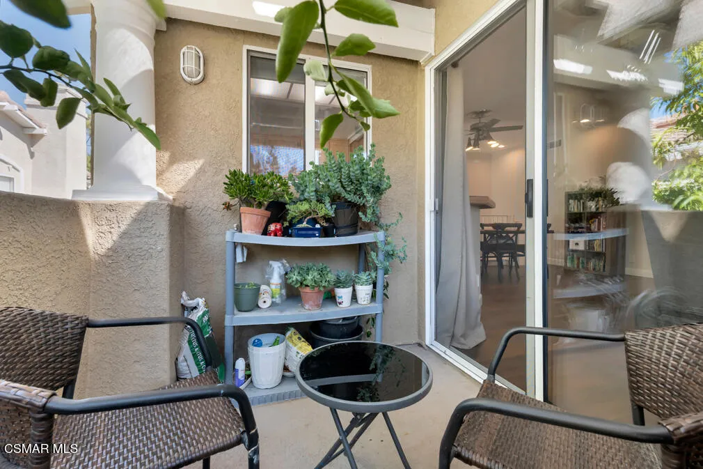 1556 Glacier St-HsHProd-13