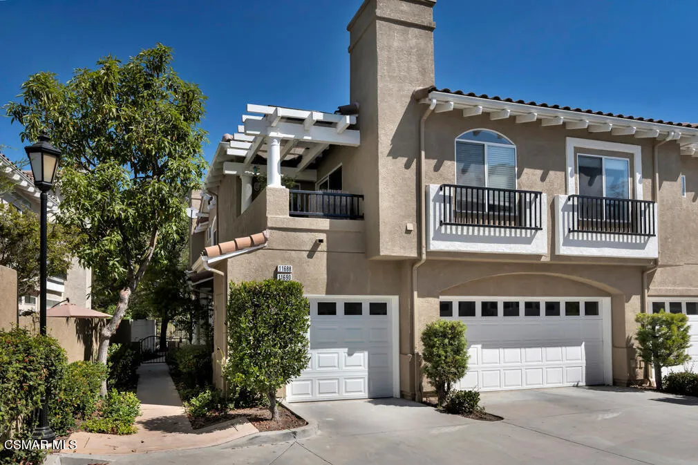 1556 Glacier St-HsHProd-30