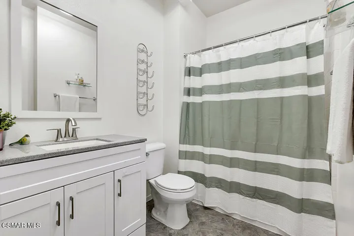1556 Glacier St-HsHProd-17