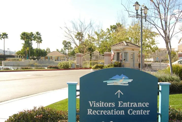 18668 Caminito Cantilena 258, San Diego, California 92128