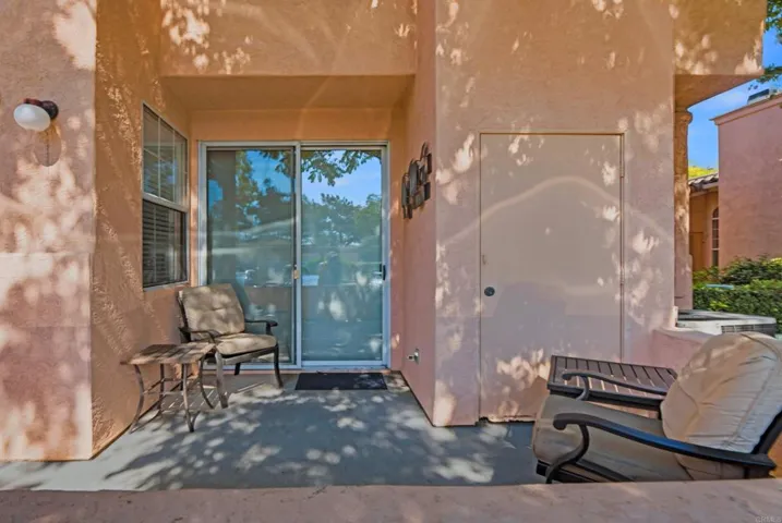18668 Caminito Cantilena 258, San Diego, California 92128