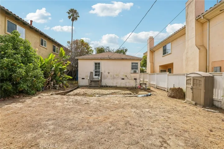 647 S Irena Avenue, Redondo Beach, California 90277