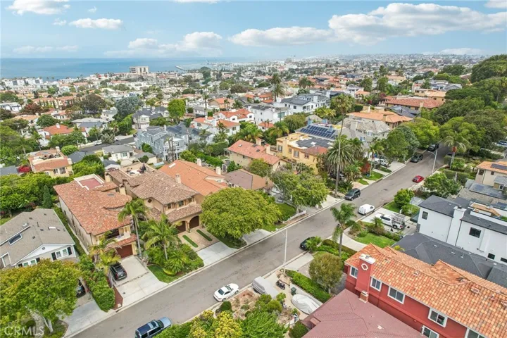 647 S Irena Avenue, Redondo Beach, California 90277