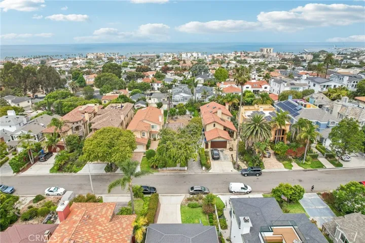 647 S Irena Avenue, Redondo Beach, California 90277