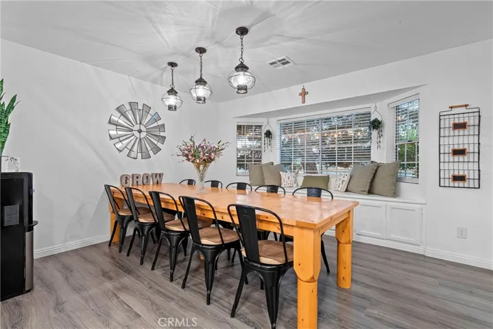 7601 Dogwood Avenue, Rosamond, California 93560