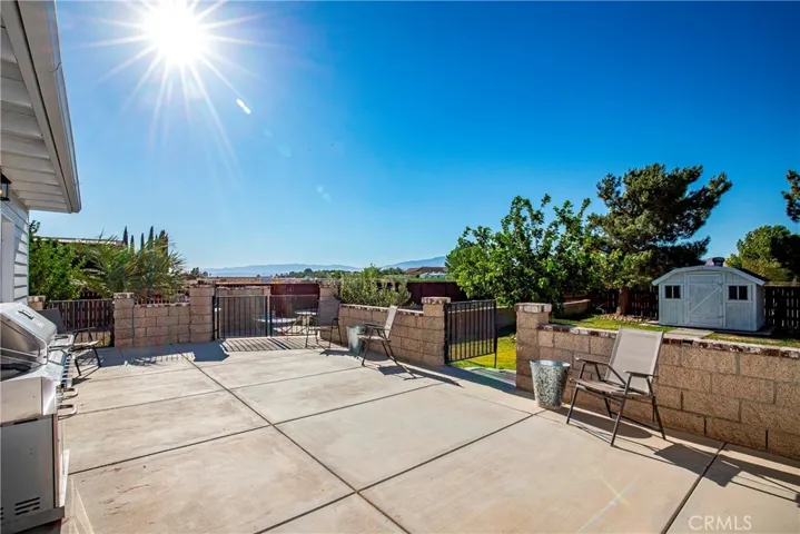 7601 Dogwood Avenue, Rosamond, California 93560