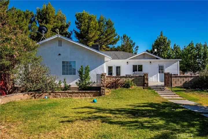 7601 Dogwood Avenue, Rosamond, California 93560