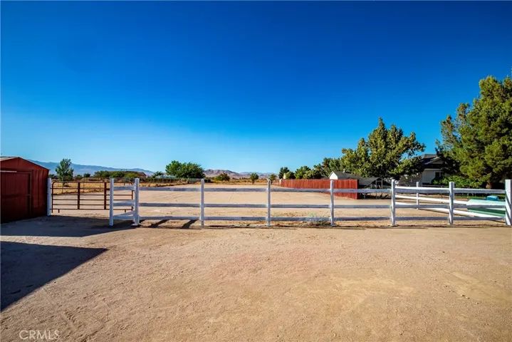 7601 Dogwood Avenue, Rosamond, California 93560