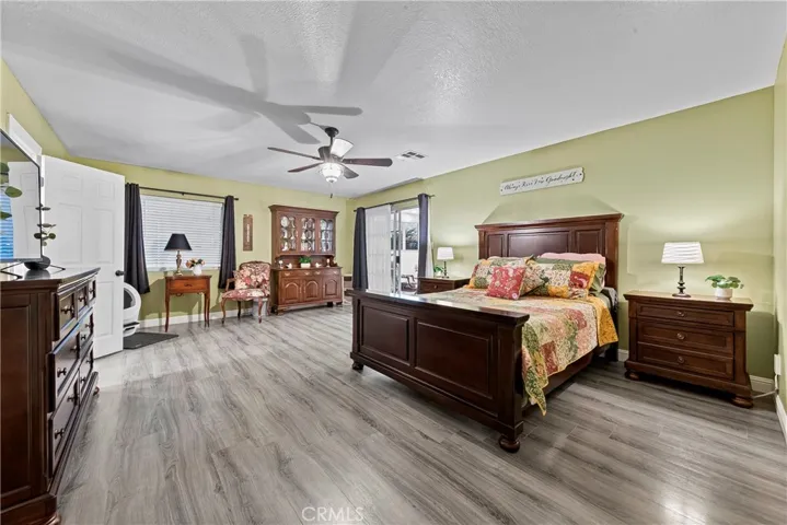 7601 Dogwood Avenue, Rosamond, California 93560