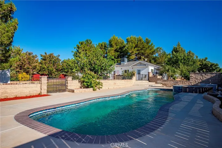 7601 Dogwood Avenue, Rosamond, California 93560