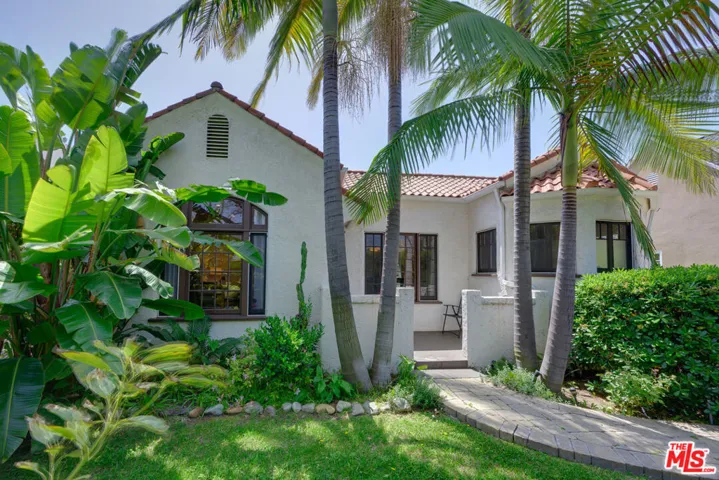 8704 Ashcroft Avenue, West Hollywood, California 90048