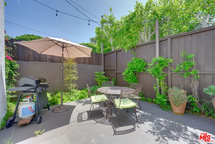 8704 Ashcroft Avenue, West Hollywood, California 90048