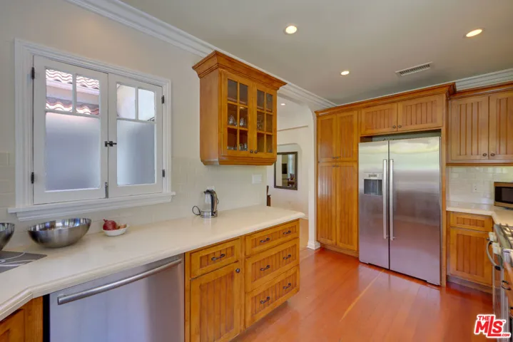8704 Ashcroft Avenue, West Hollywood, California 90048