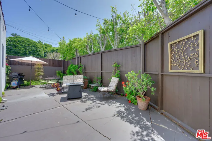 8704 Ashcroft Avenue, West Hollywood, California 90048