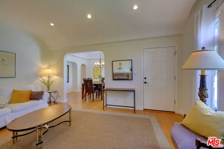 8704 Ashcroft Avenue, West Hollywood, California 90048