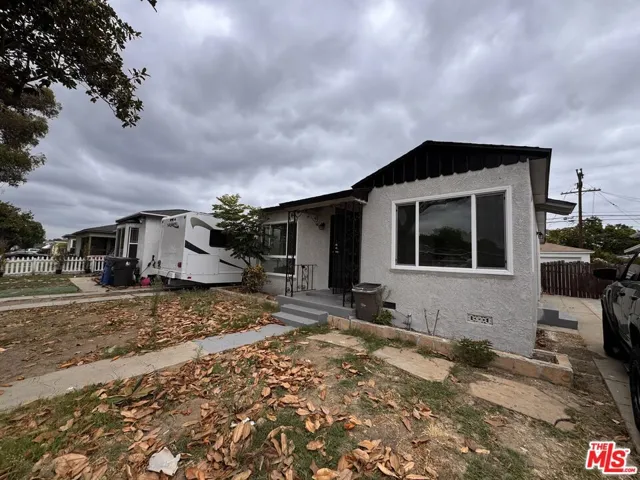 3020 Magnolia Avenue, Long Beach, California 90806