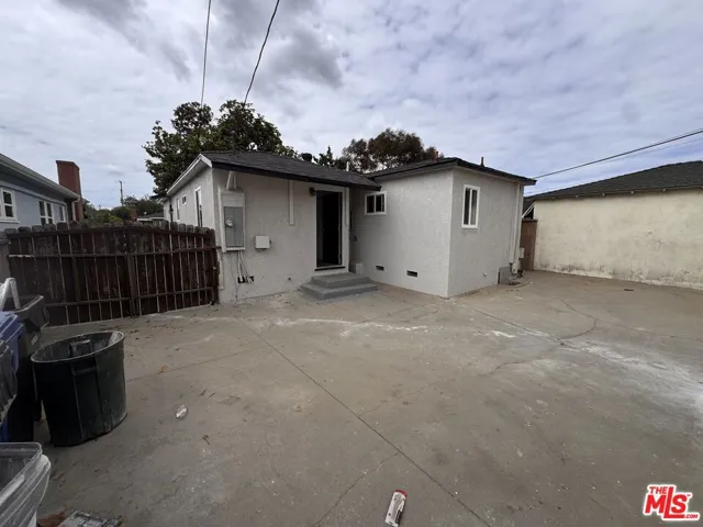 3020 Magnolia Avenue, Long Beach, California 90806